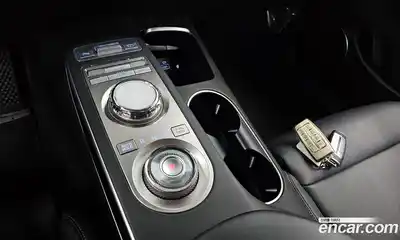 Genesis GV70 2021 2.5 Автомат в Москве № 1009973, миниатюра 9