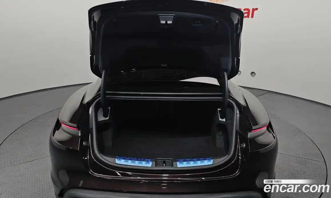 Porsche Taycan 2021 0.1 гидро в Москве № 1010946, фото 20
