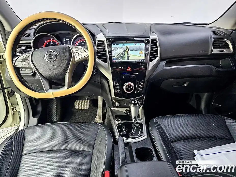 SsangYong TIBOLI 2016 1.6 Автомат в Москве № 1010972, фото 5