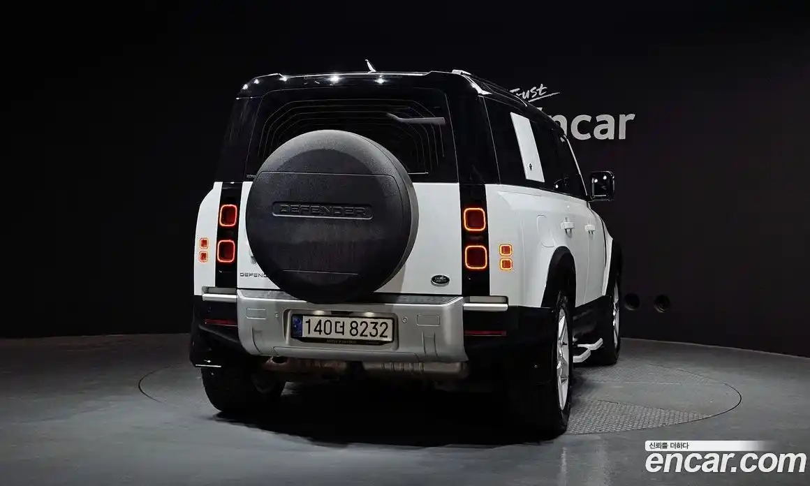 Land Rover Defender 2021 3.0 гидро в Москве № 1013447, фото 4