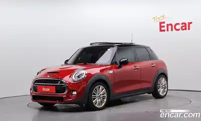 Mini Cooper, 2015