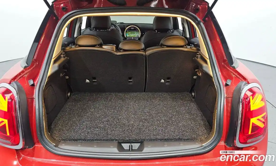 Mini Cooper 2015 2.0 гидро в Москве № 1013938, фото 20