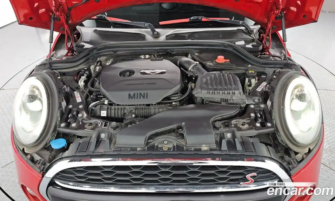 Mini Cooper 2015 2.0 гидро в Москве № 1013938, фото 6