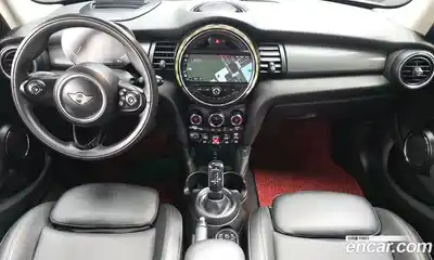 Mini Cooper 2021 1.5 гидро в Москве № 1014004, миниатюра 7