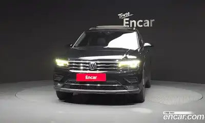 Volkswagen Tiguan 2020 2.0 гидро в Москве № 1014646, миниатюра 3