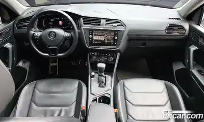 Volkswagen Tiguan 2020 2.0 гидро в Москве № 1014646, миниатюра 7