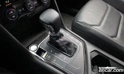 Volkswagen Tiguan 2020 2.0 гидро в Москве № 1014646, миниатюра 9
