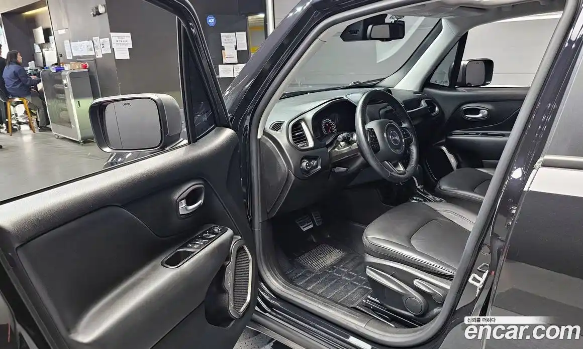 Jeep Renegade 2020 1.6 гидро в Москве № 1014889, фото 11