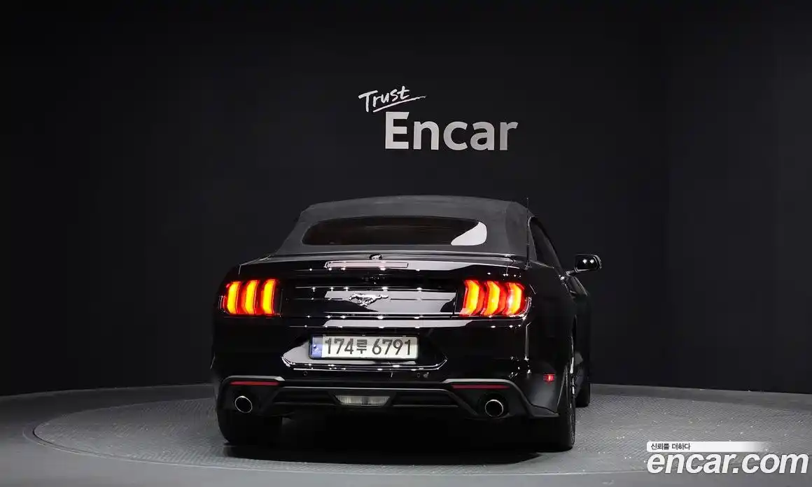 Ford Mustang 2019 2.3 гидро в Москве № 1015484, фото 4