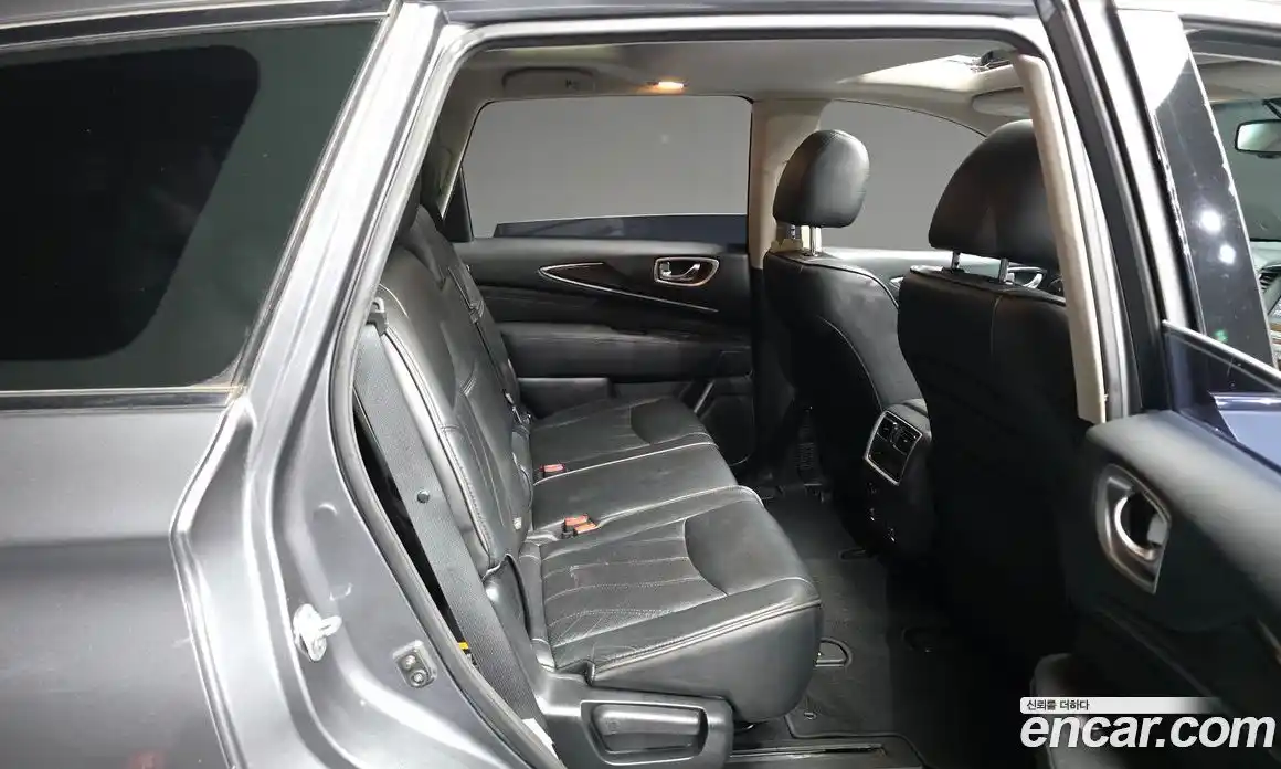 Infiniti QX60 2015 3.5 гидро в Москве № 1015736, фото 12