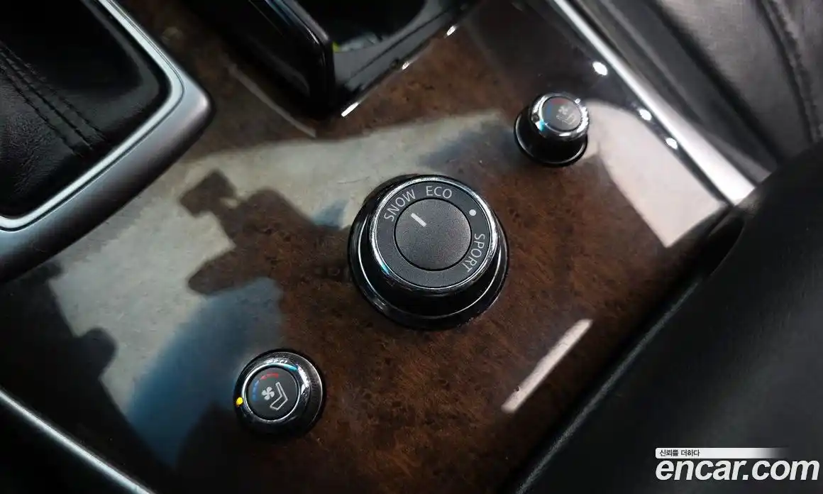 Infiniti QX60 2015 3.5 гидро в Москве № 1015736, фото 17