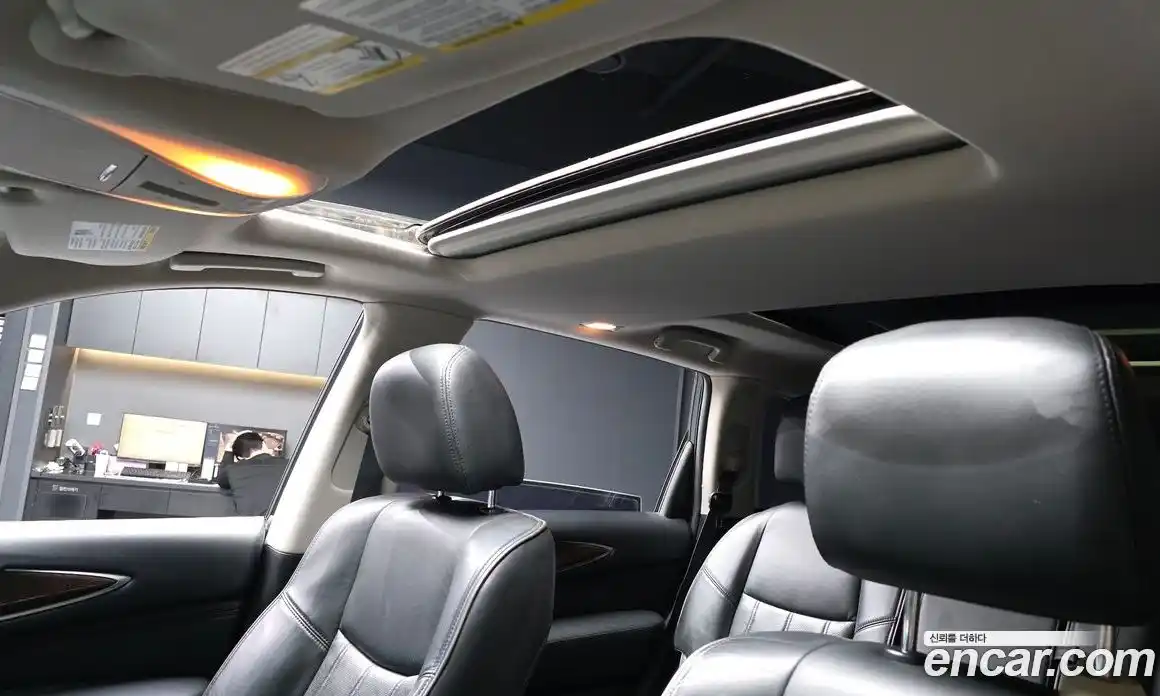 Infiniti QX60 2015 3.5 гидро в Москве № 1015736, фото 18