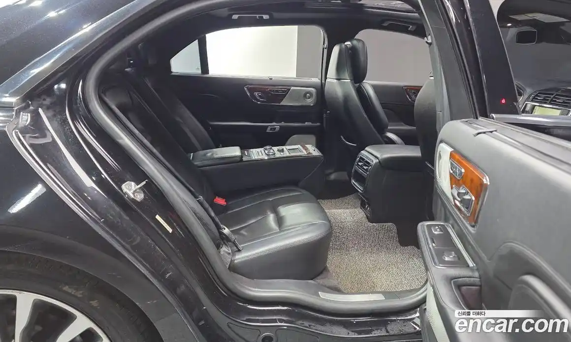 Lincoln Continental 2017 3.0 гидро в Москве № 1019994, фото 12