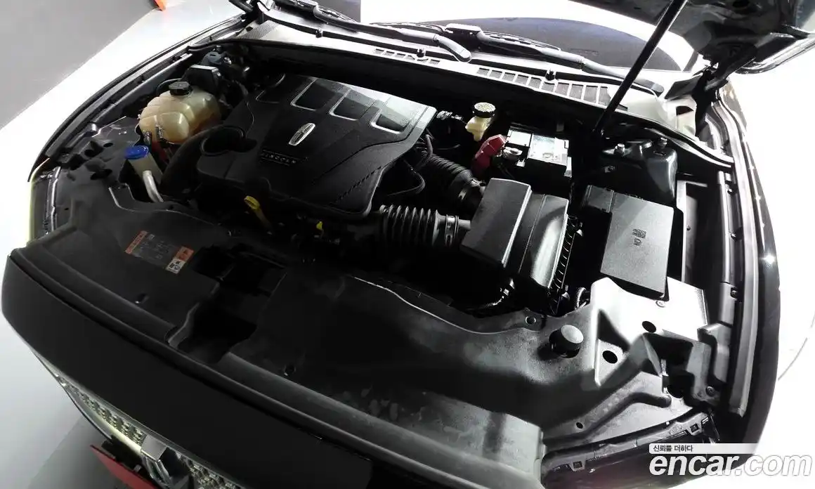 Lincoln Continental 2017 3.0 гидро в Москве № 1019994, фото 6