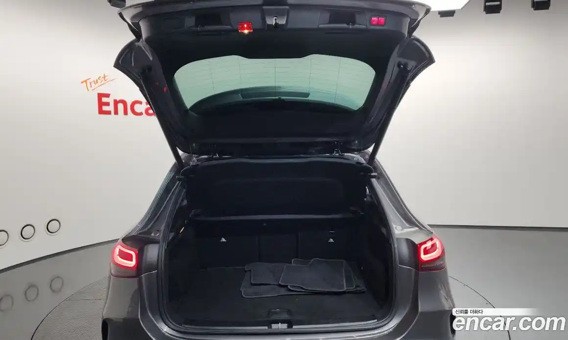 Mercedes-Benz GLA-Class 2022 2.0 гидро в Москве № 136093, фото 20