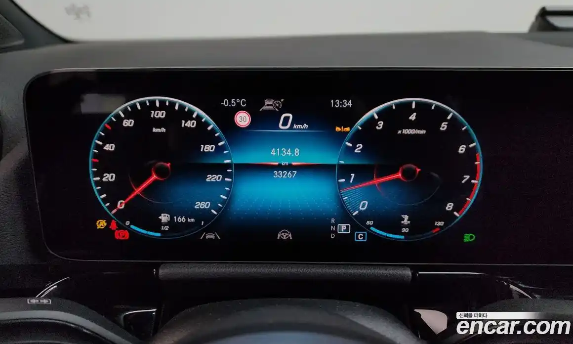 Mercedes-Benz GLA-Class 2022 2.0 гидро в Москве № 136093, фото 8