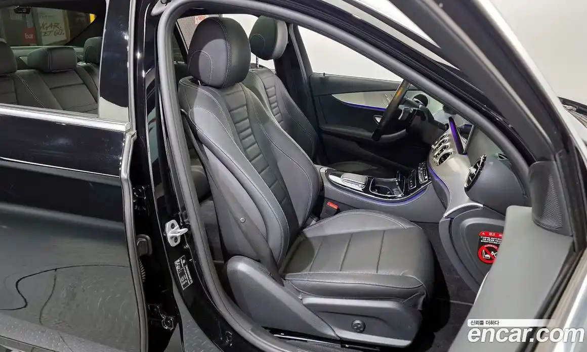 Mercedes-Benz E-Class 2021 2.0 гидро в Москве № 136715, фото 12