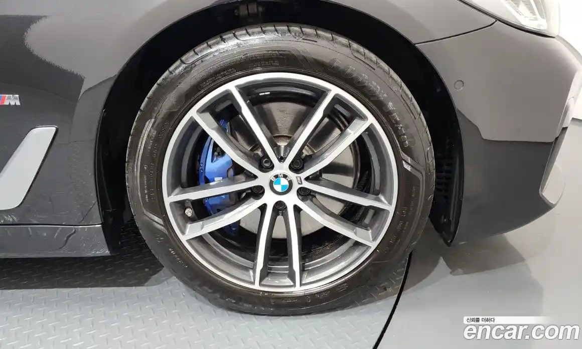 BMW 5-Series 2023 2.0 гидро, фото 5
