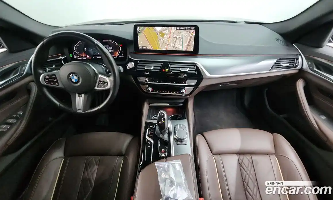 BMW 5-Series 2023 2.0 гидро, фото 7