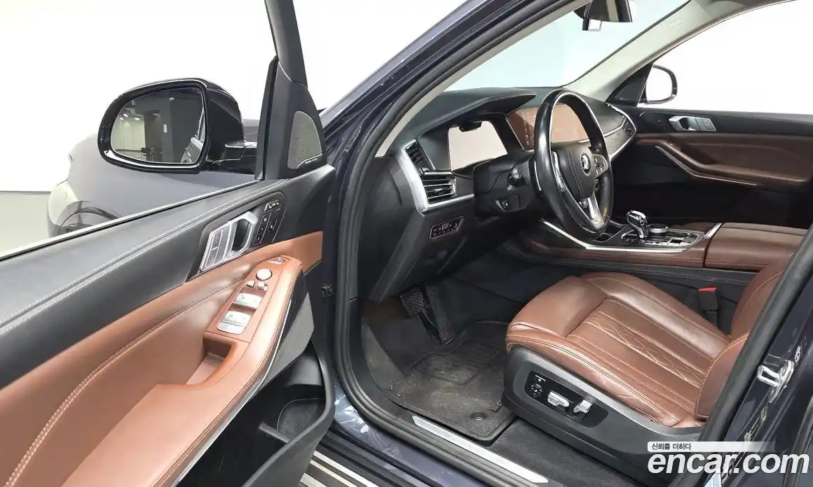 BMW X7 2020 3.0 гидро в Москве № 157773, фото 11