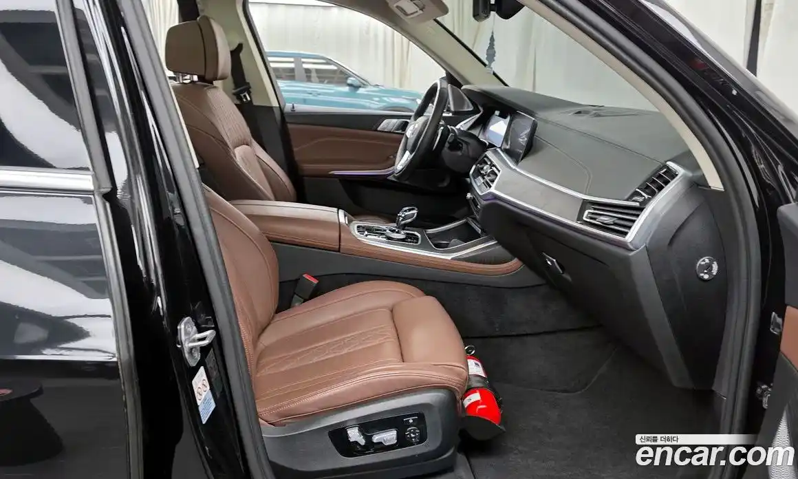 BMW X7 2021 3.0 гидро в Москве № 159292, фото 11
