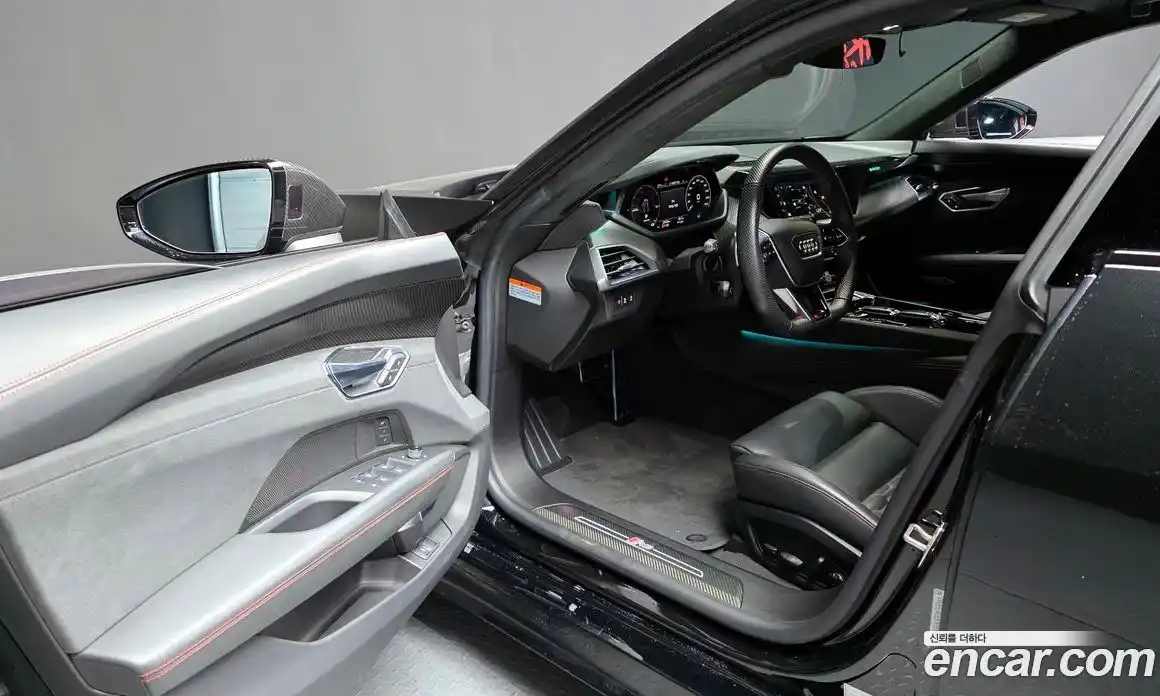 Audi RS e-tron GT 2022 0.1 гидро в Москве № 162544, фото 10