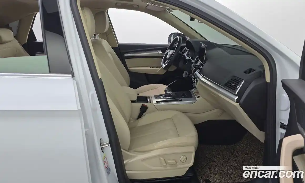 Audi Q5 2022 2.0 гидро в Москве № 162692, фото 11
