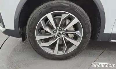 Audi Q5 2022 2.0 гидро в Москве № 162692, миниатюра 5
