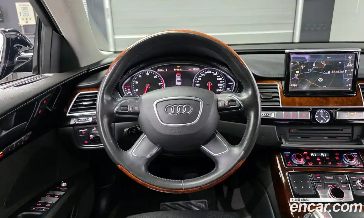 Audi A8 2011 3.0 гидро в Москве № 163746, фото 13
