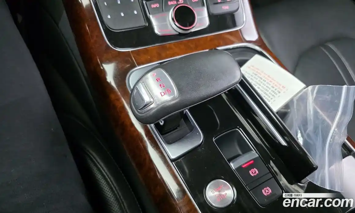 Audi A8 2011 3.0 гидро в Москве № 163746, фото 9