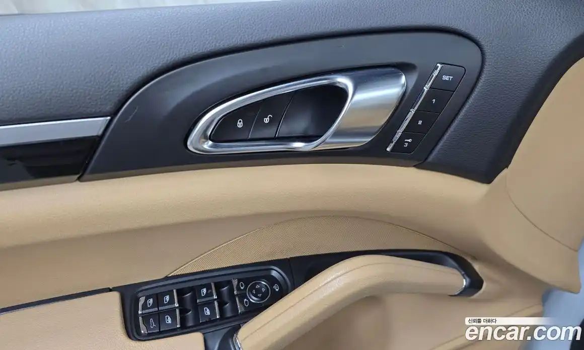 Porsche Cayenne 2014 3.0 гидро в Москве № 165616, фото 16