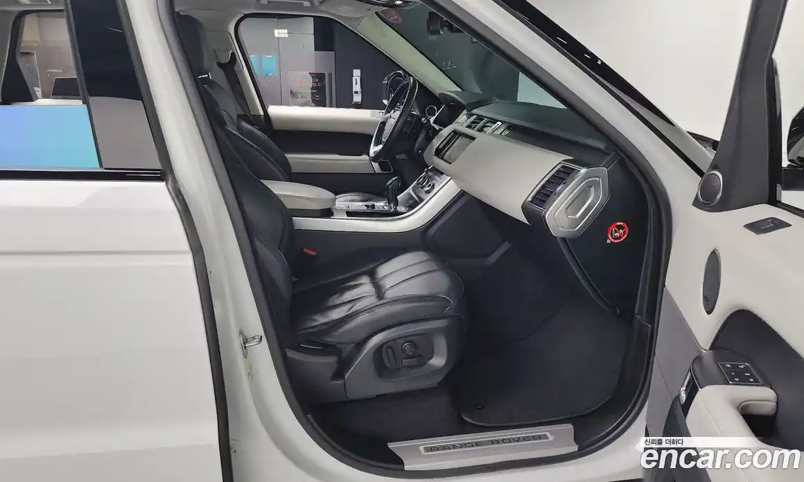 Land Rover Range-Rover Sport 2015 3.0 гидро в Москве № 166122, фото 11