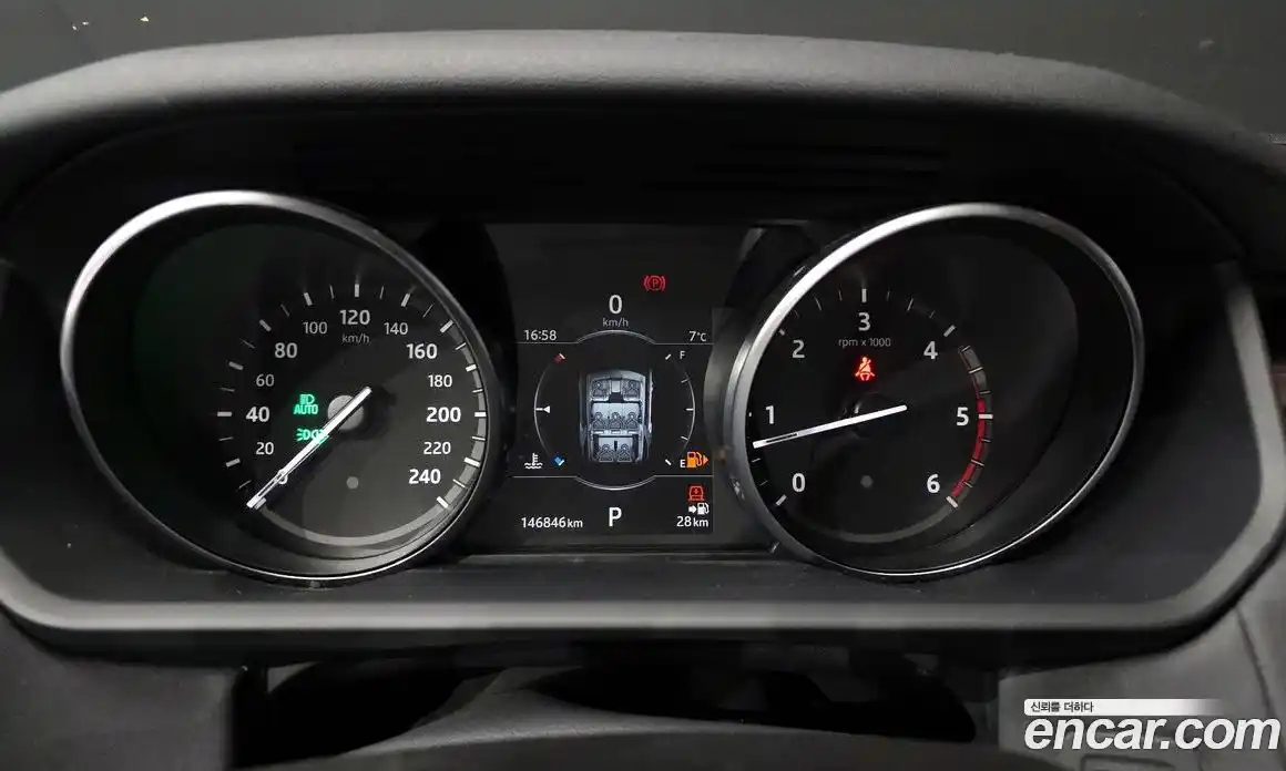 Land Rover Discovery 2017 3.0 гидро в Москве № 166676, фото 8