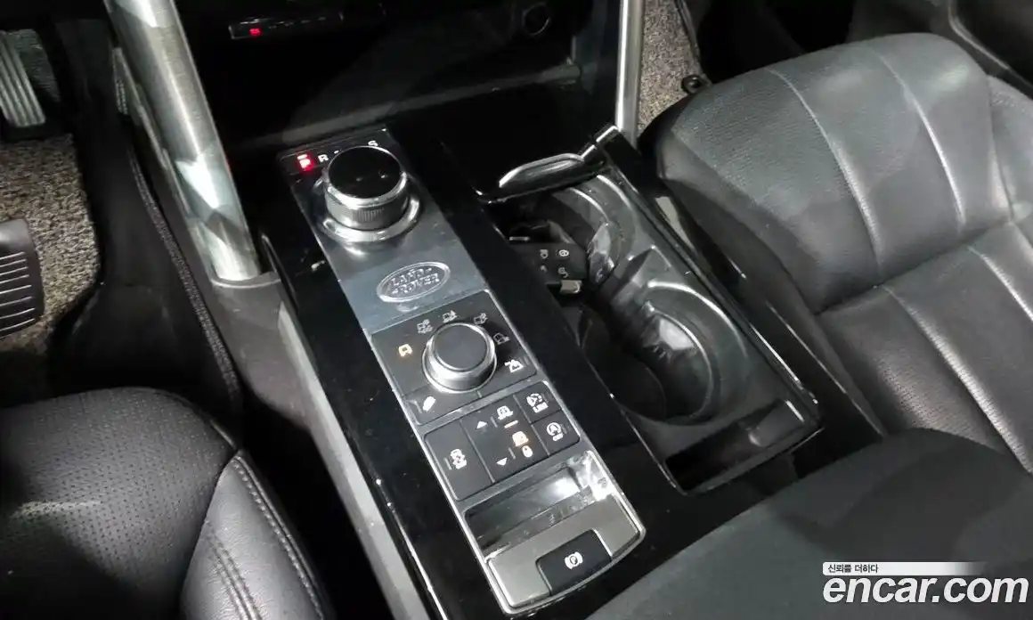 Land Rover Discovery 2017 3.0 гидро в Москве № 166676, фото 9