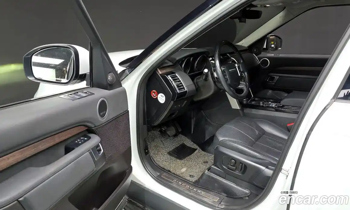 Land Rover Discovery 2017 3.0 гидро в Москве № 166676, фото 10