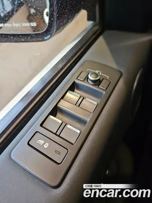 Land Rover Discovery 2017 2.0 гидро в Москве № 166810, фото 17