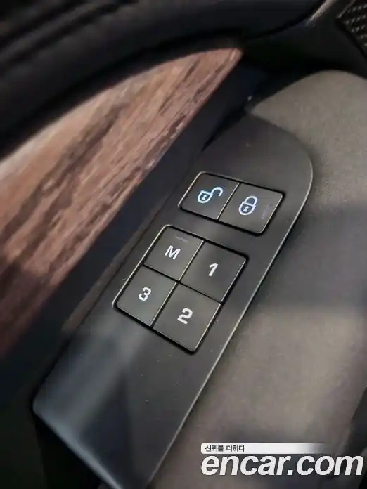 Land Rover Discovery 2017 2.0 гидро в Москве № 166810, фото 18