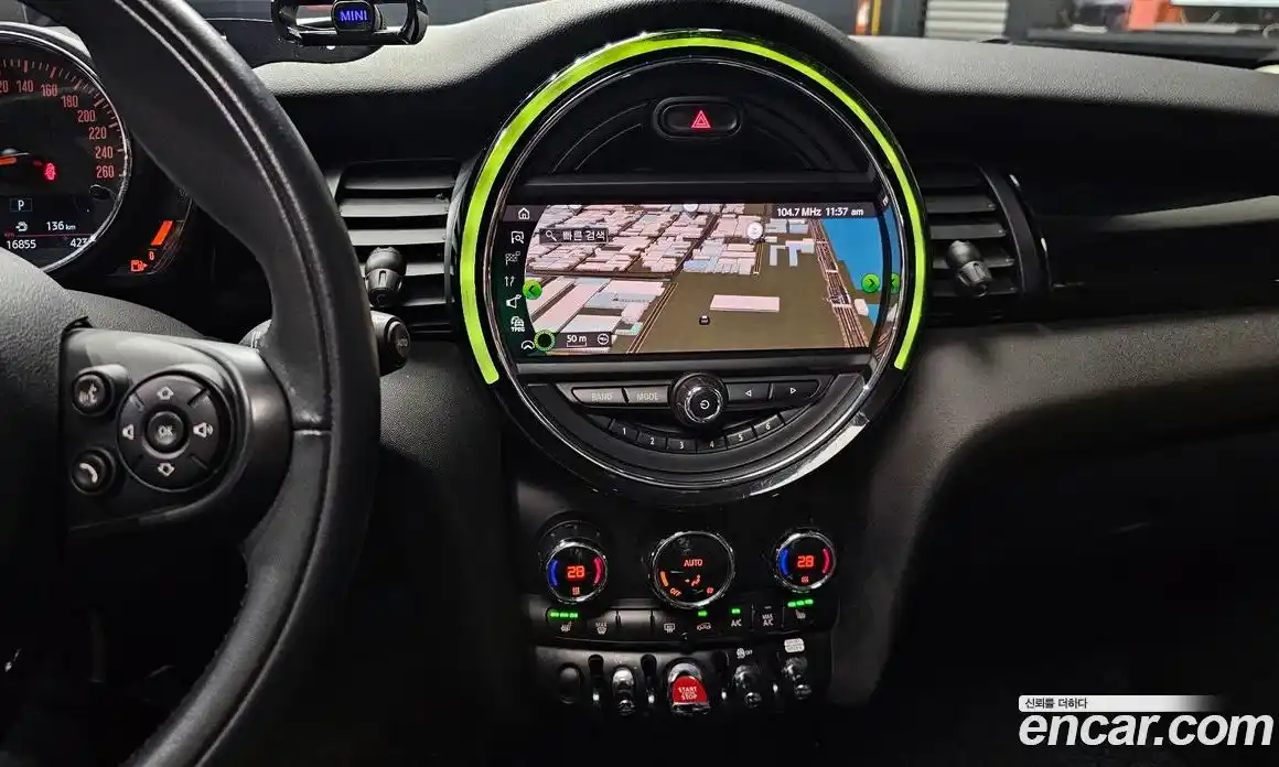 Mini Cooper 2020 1.5 гидро в Москве № 166936, фото 14
