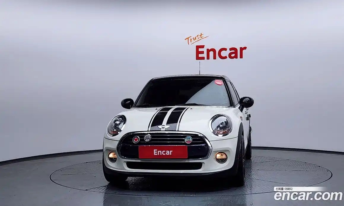 Mini Cooper 2017 1.5 гидро в Москве № 167222, фото 3