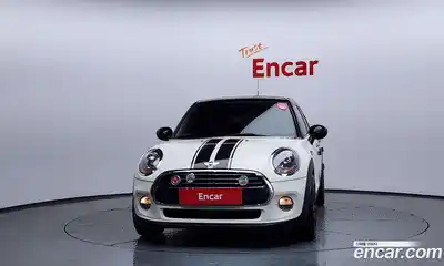 Mini Cooper 2017 1.5 гидро в Москве № 167222, миниатюра 3