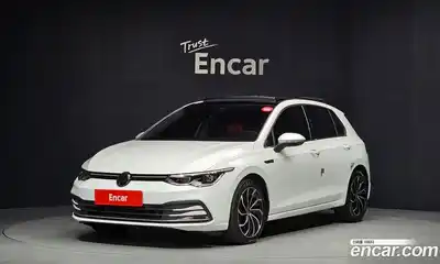 Volkswagen Golf, 2022
