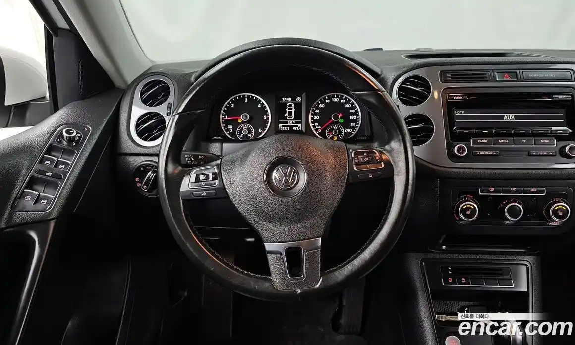 Volkswagen Tiguan 2014 2.0 гидро в Москве № 169085, фото 13