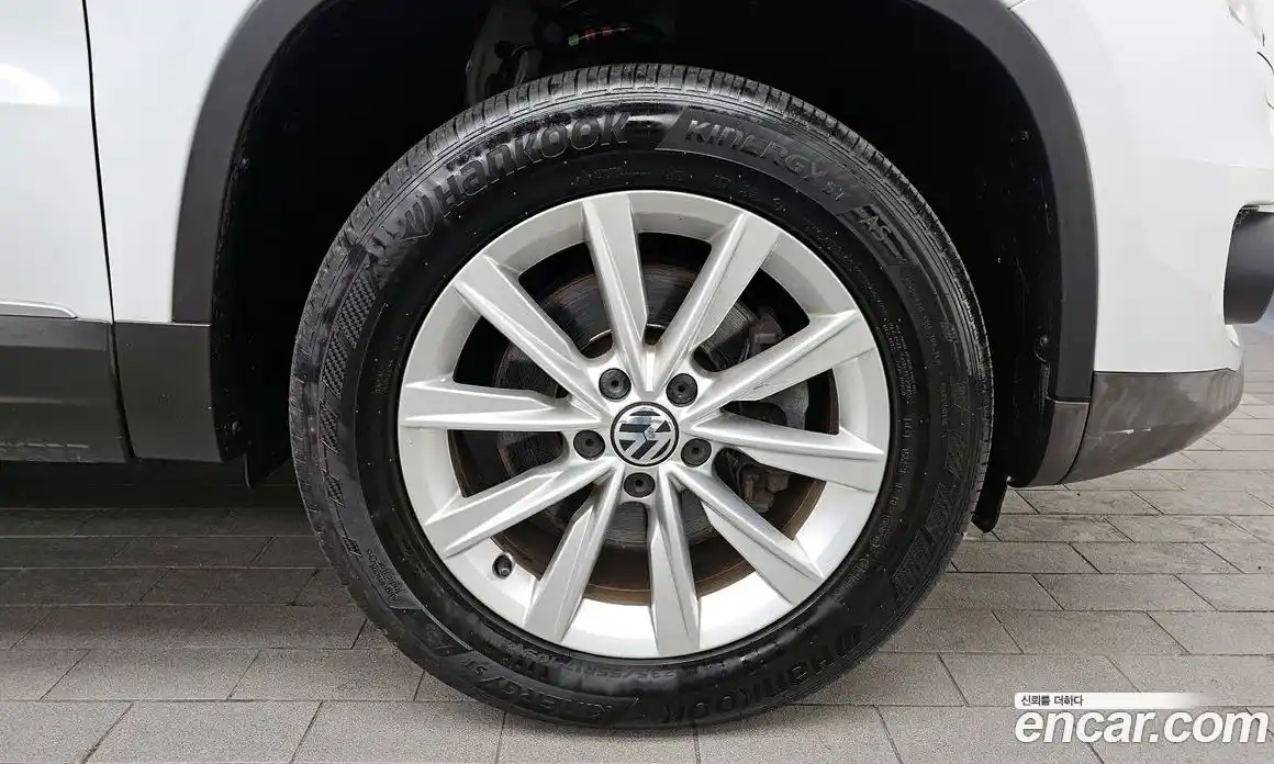 Volkswagen Tiguan 2014 2.0 гидро в Москве № 169085, фото 5