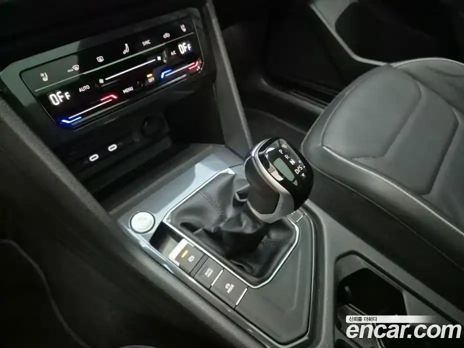 Volkswagen Tiguan 2024 2.0 гидро в Москве № 169156, фото 8