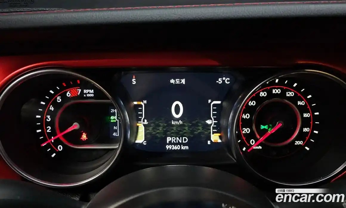 Jeep Wrangler 2020 2.0 гидро в Москве № 169741, фото 8
