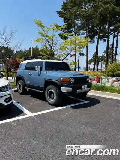 Toyota FJ Cruiser, 2016