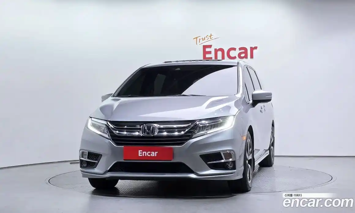 Honda Odyssey 2017 3.5 гидро в Москве № 170594, фото 3
