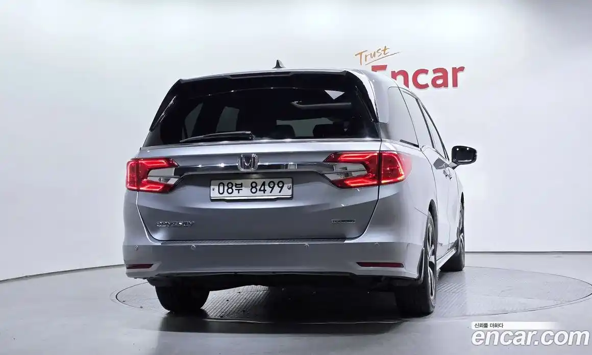 Honda Odyssey 2017 3.5 гидро в Москве № 170594, фото 4