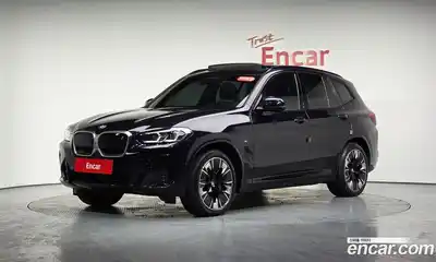 BMW iX3, 2022