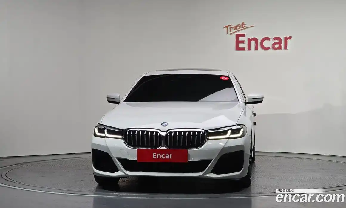 BMW 5-Series 2023 2.0 гидро в Москве, фото 3
